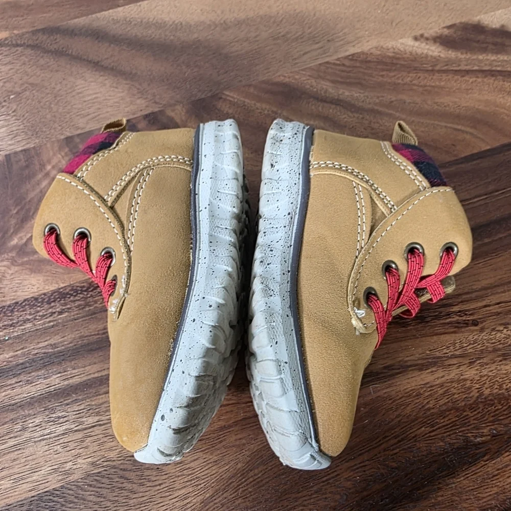 Wonder Nation Kids Boots Size 5 Hiking Style With Easy Hook And Loop Closure